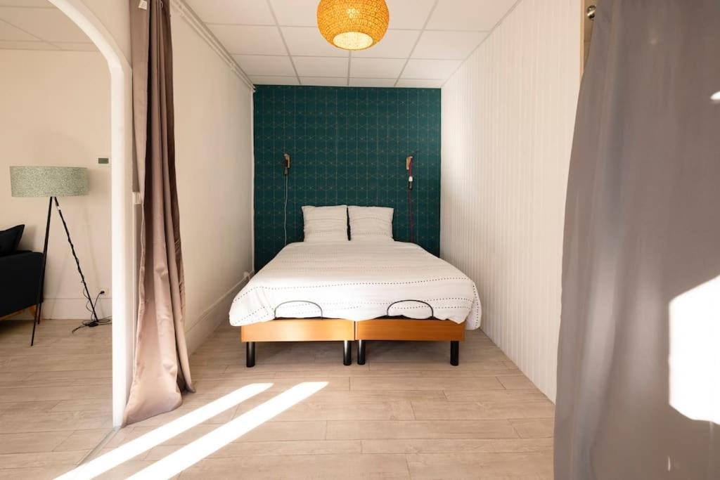 Le Cosy C - T2 Tout Equipe - Centre-Ville Gare 蒙吕松 外观 照片